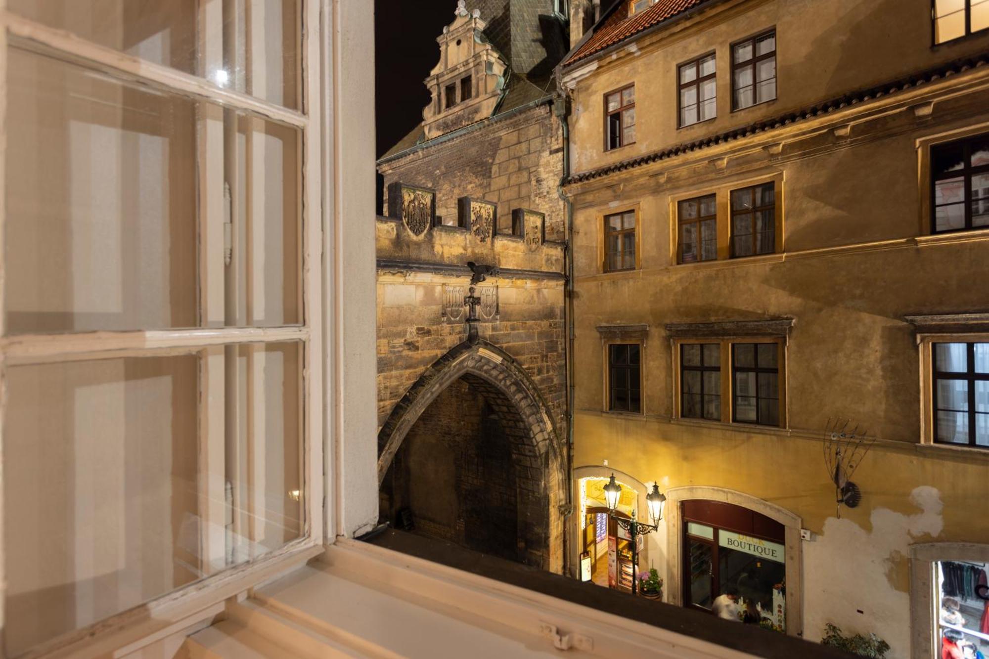 Hotel Pod Věží Praga Exterior foto